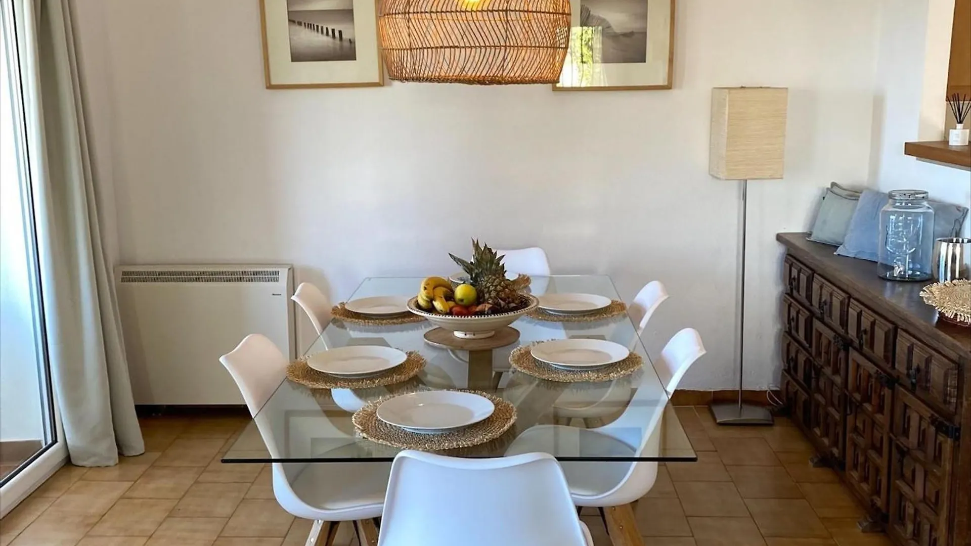 Holiday home 8002 - Los Torrinos 50, Casa Aislada De Todo Ruido, Con Fantastica Vista Al Mar, Gran Terreno De 100M2 Con Barbacoa, Rodeada De Vegetacion, Intimidad Asegurada. 2 Garajes. - Es-258-91 Roses