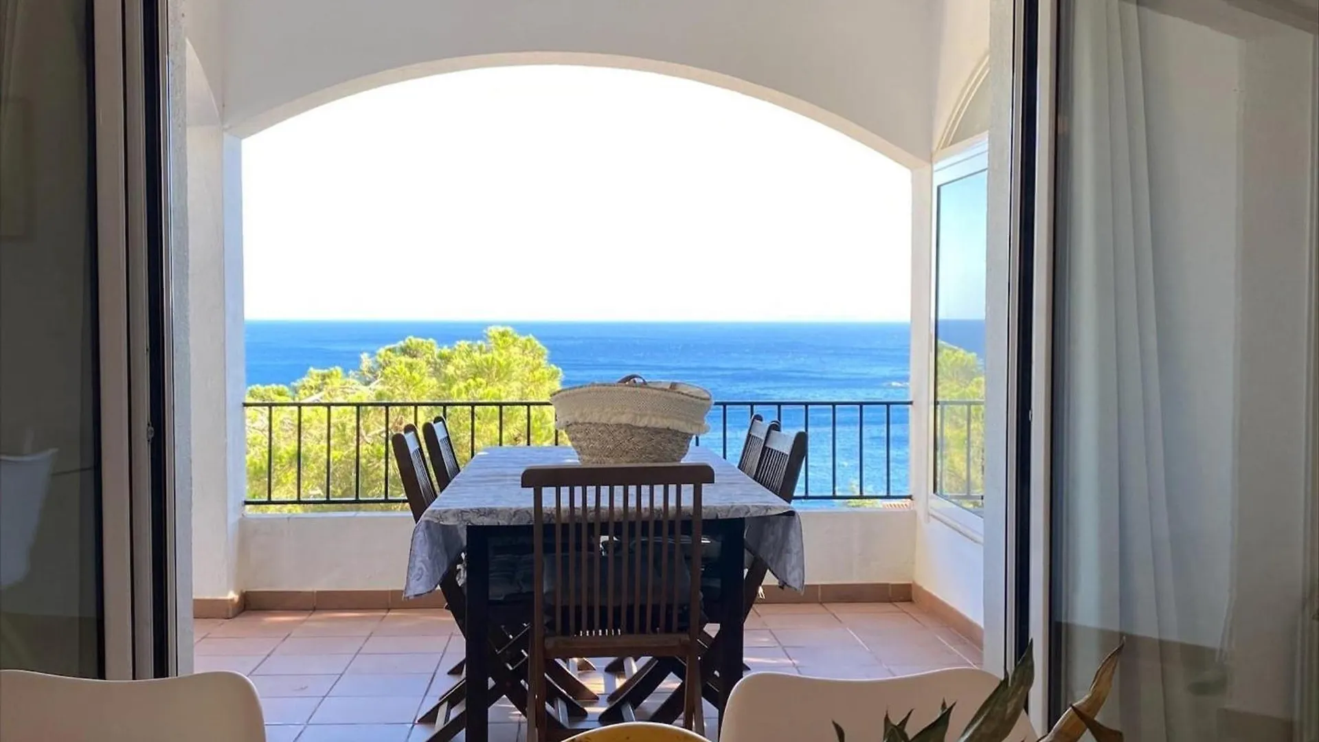 8002 - Los Torrinos 50, Casa Aislada De Todo Ruido, Con Fantastica Vista Al Mar, Gran Terreno De 100M2 Con Barbacoa, Rodeada De Vegetacion, Intimidad Asegurada. 2 Garajes. - Es-258-91 Roses