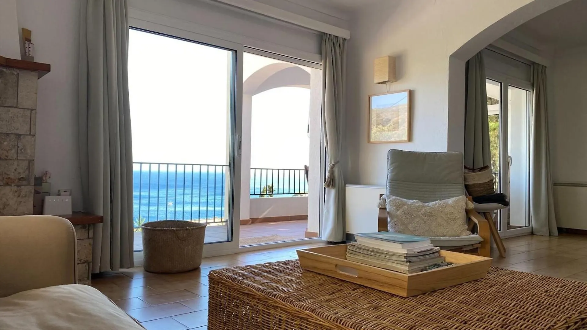 8002 - Los Torrinos 50, Casa Aislada De Todo Ruido, Con Fantastica Vista Al Mar, Gran Terreno De 100M2 Con Barbacoa, Rodeada De Vegetacion, Intimidad Asegurada. 2 Garajes. - Es-258-91 Roses Spain