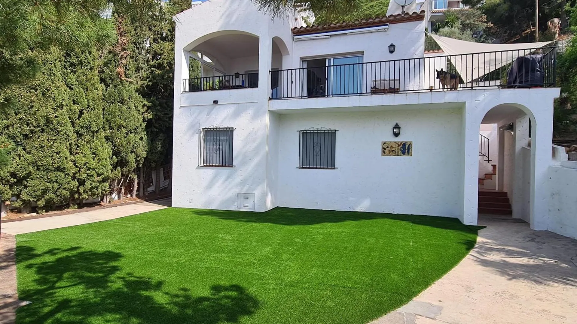 8002 - Los Torrinos 50, Casa Aislada De Todo Ruido, Con Fantastica Vista Al Mar, Gran Terreno De 100M2 Con Barbacoa, Rodeada De Vegetacion, Intimidad Asegurada. 2 Garajes. - Es-258-91 Roses Feriehus